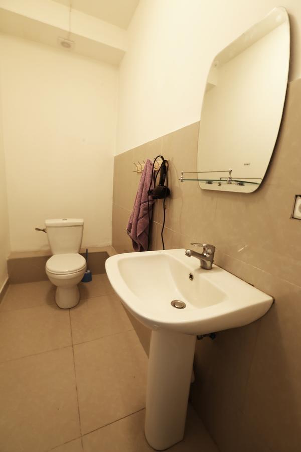 Byron Hostel Erivan Dış mekan fotoğraf