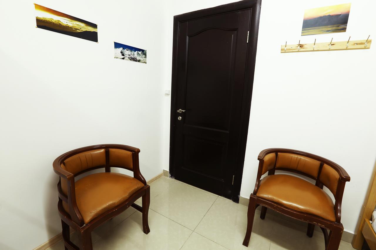 Byron Hostel Erivan Dış mekan fotoğraf